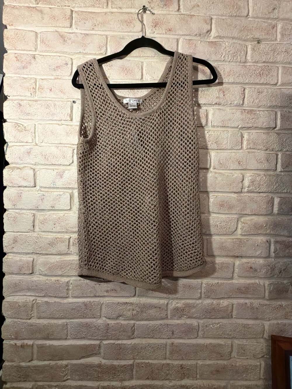 WD.NY Open Knit Crochet Tank Top Sleeveless Taupe Size M NWT